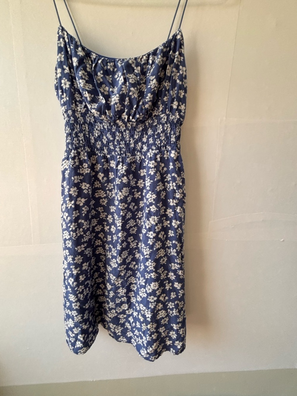 Floral Spaghetti Strap Dress Navy Blue Smocked SZ M Cottagecore Ditsyfloral